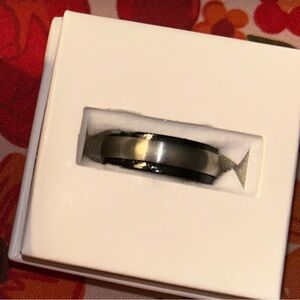 Bomb Party Men Ring Size 8